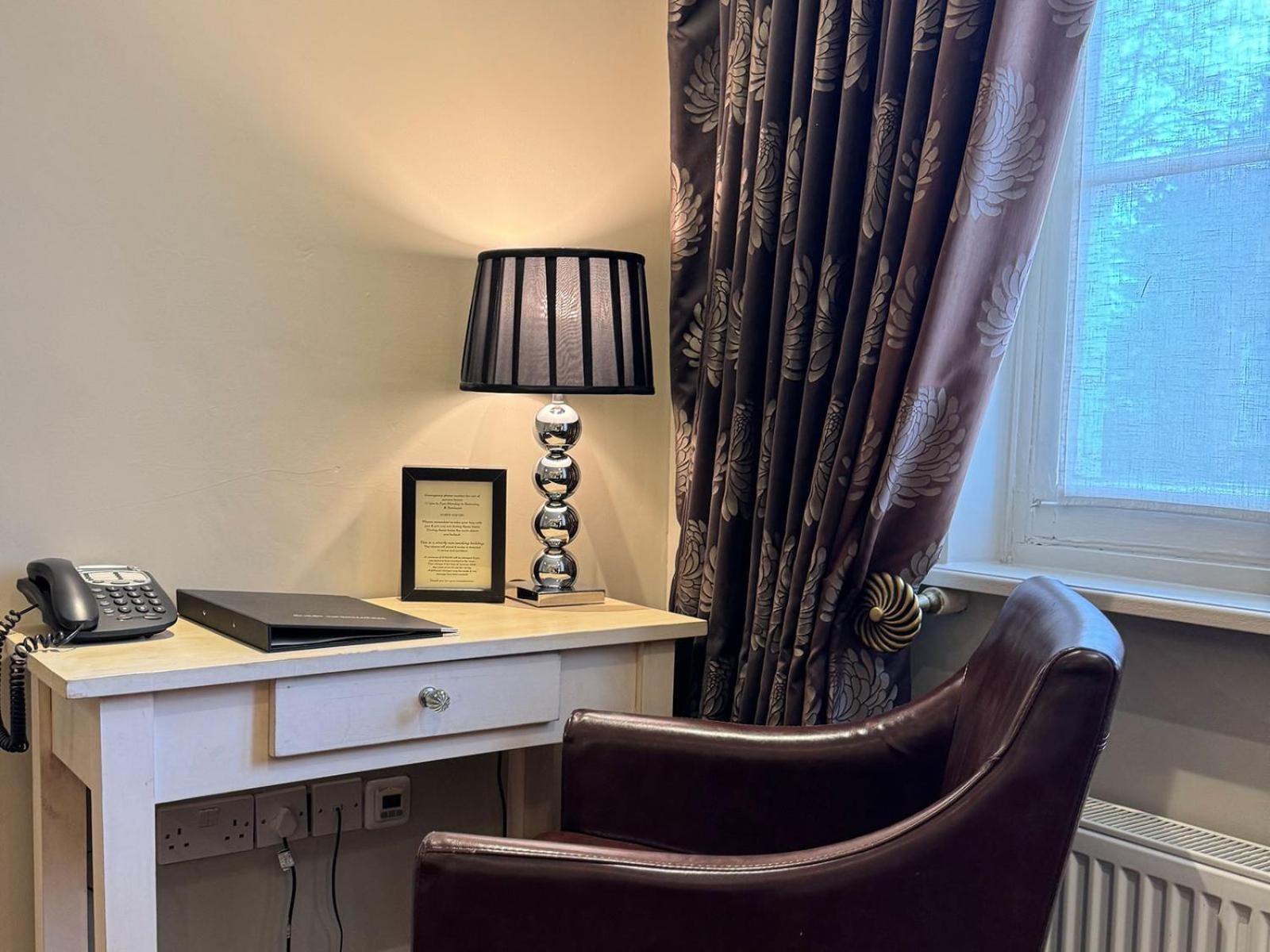 Mulberry Tree Hotel Attleborough Room photo
