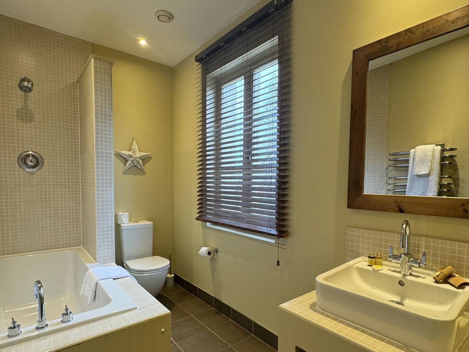 Mulberry Tree Hotel Attleborough Room photo